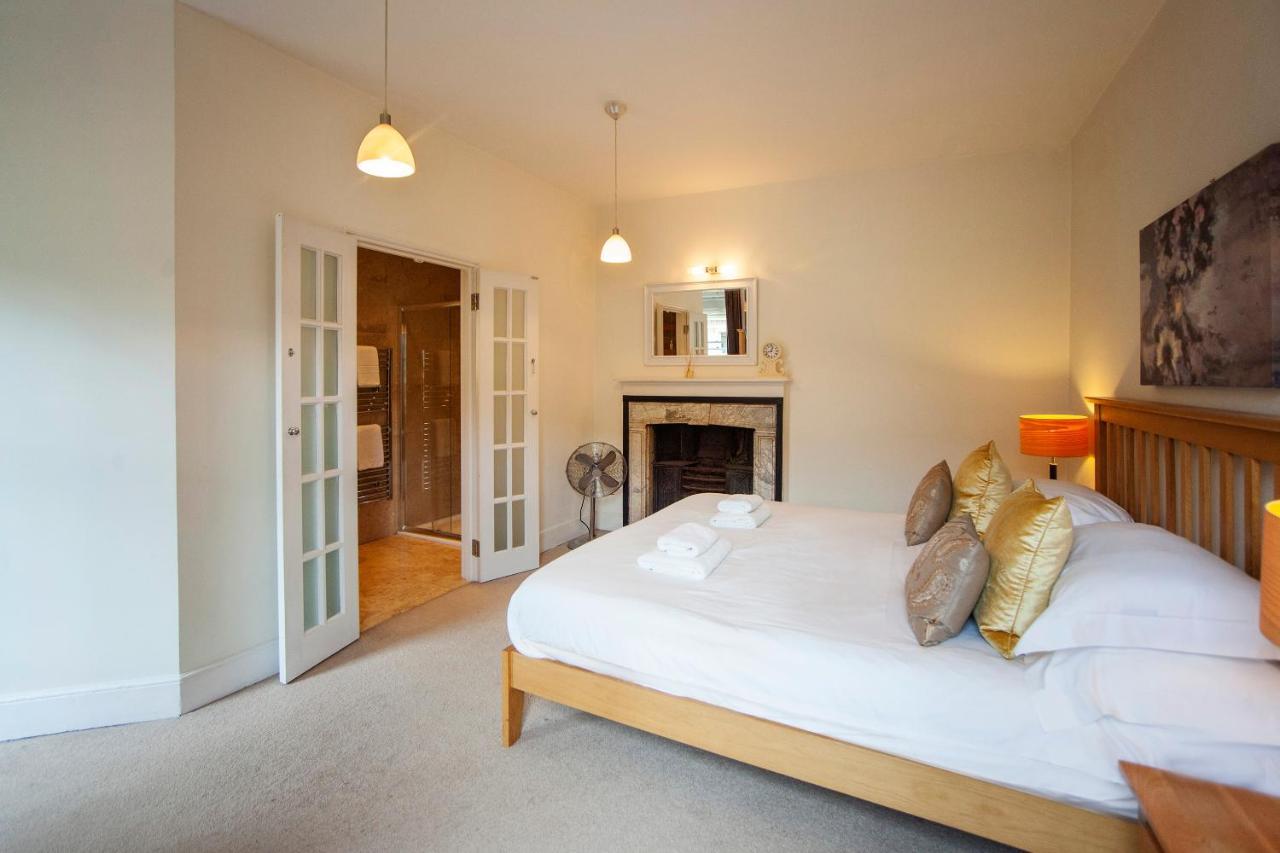 Stunning Spacious Central Apartment Near Parade Gardens Bath Exteriör bild